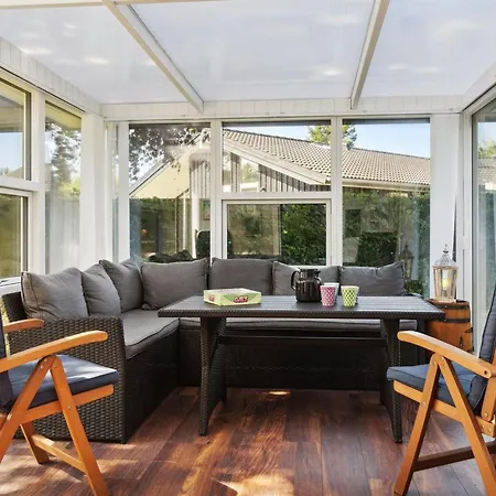 Winona - 300m From The Sea By Interhome